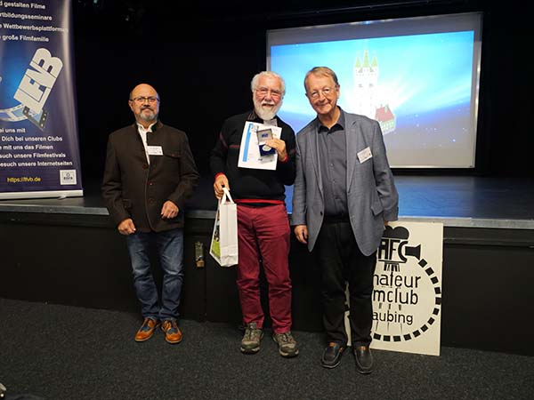 FFE-BAF-2021-Projektion-Loewe4